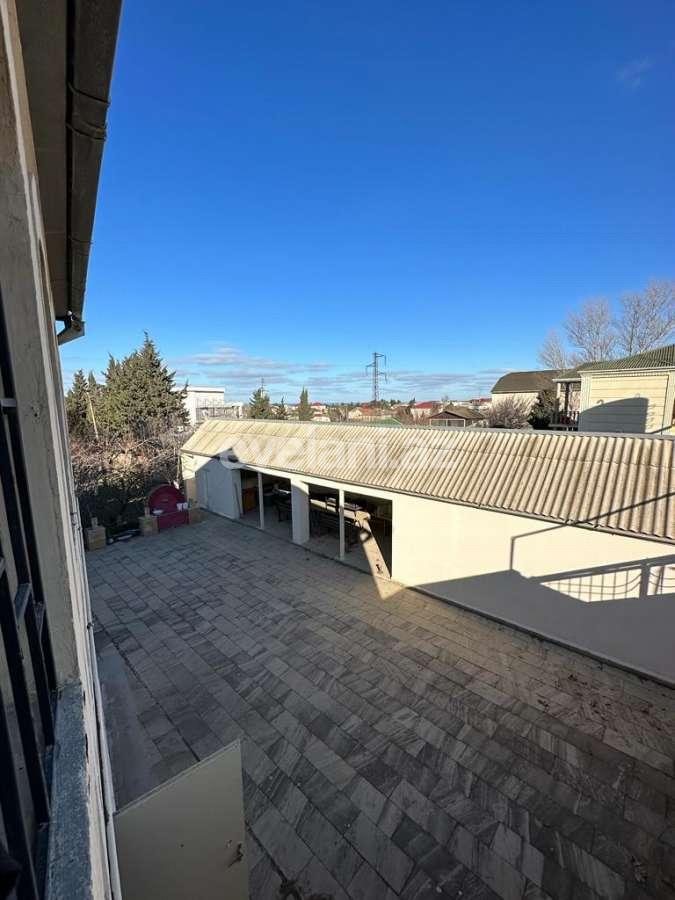 Satılır, həyət evi / bağ, 9 otaqlı, 350 m², Bakı, Abşeron r, Novxanı q.