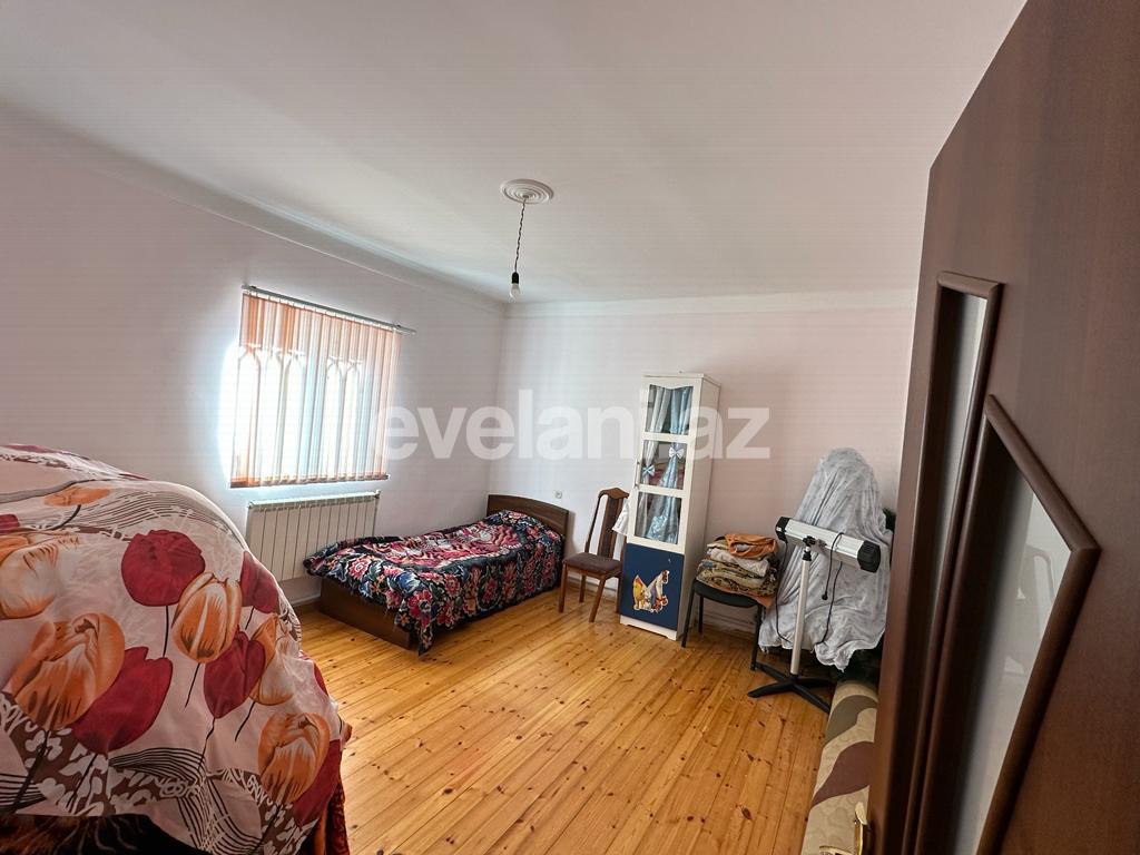 Satılır, həyət evi / bağ, 9 otaqlı, 350 m², Bakı, Abşeron r, Novxanı q.