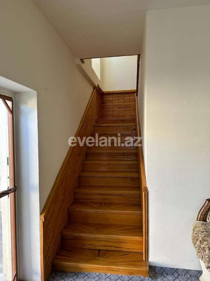 Satılır, həyət evi / bağ, 9 otaqlı, 350 m², Bakı, Abşeron r, Novxanı q.