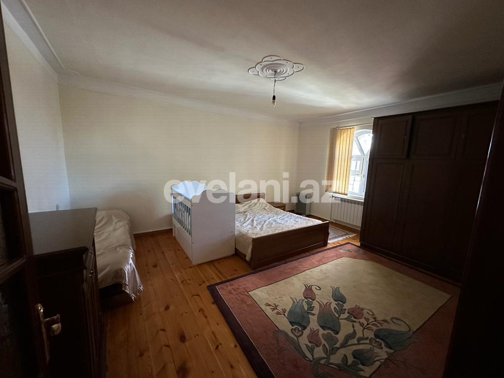 Satılır, həyət evi / bağ, 9 otaqlı, 350 m², Bakı, Abşeron r, Novxanı q.