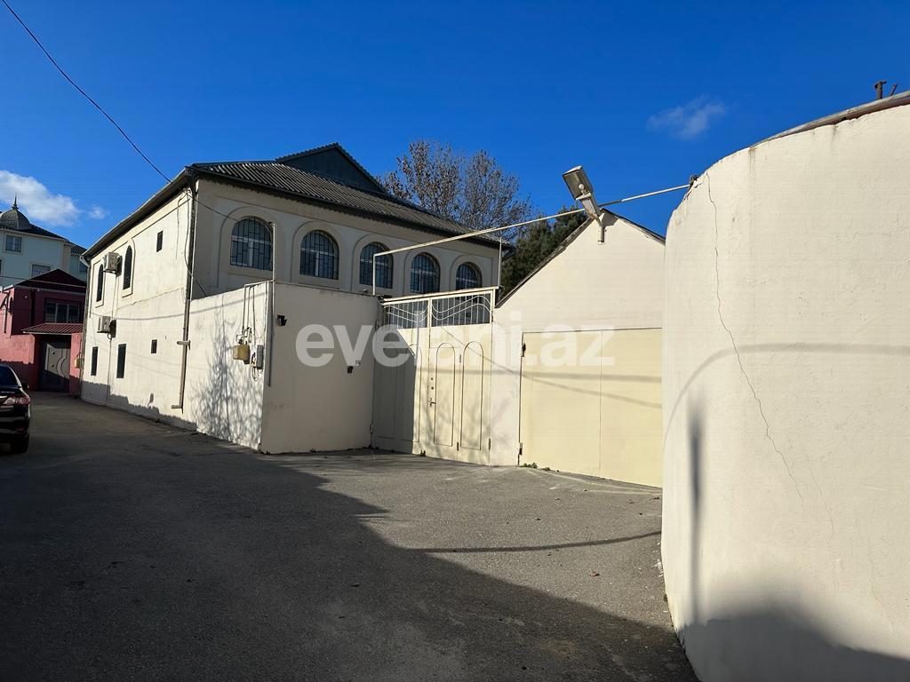 Satılır, həyət evi / bağ, 9 otaqlı, 350 m², Bakı, Abşeron r, Novxanı q.