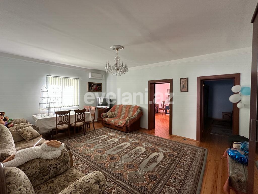Satılır, həyət evi / bağ, 9 otaqlı, 350 m², Bakı, Abşeron r, Novxanı q.