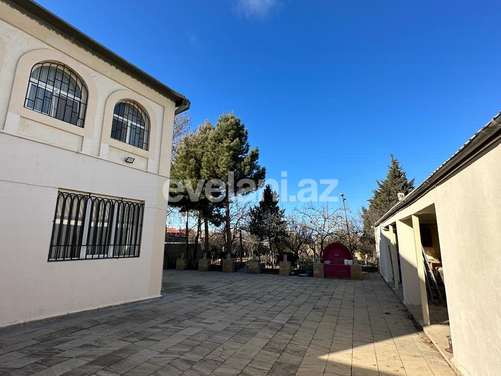 Satılır, həyət evi / bağ, 9 otaqlı, 350 m², Bakı, Abşeron r, Novxanı q.