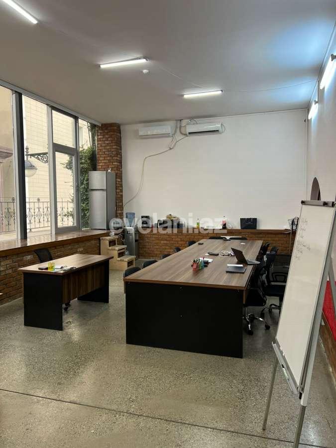 Kirayə verilir, ofis, 1 otaqlı, 107 m², Bakı, Səbail r, İçəri Şəhər m.