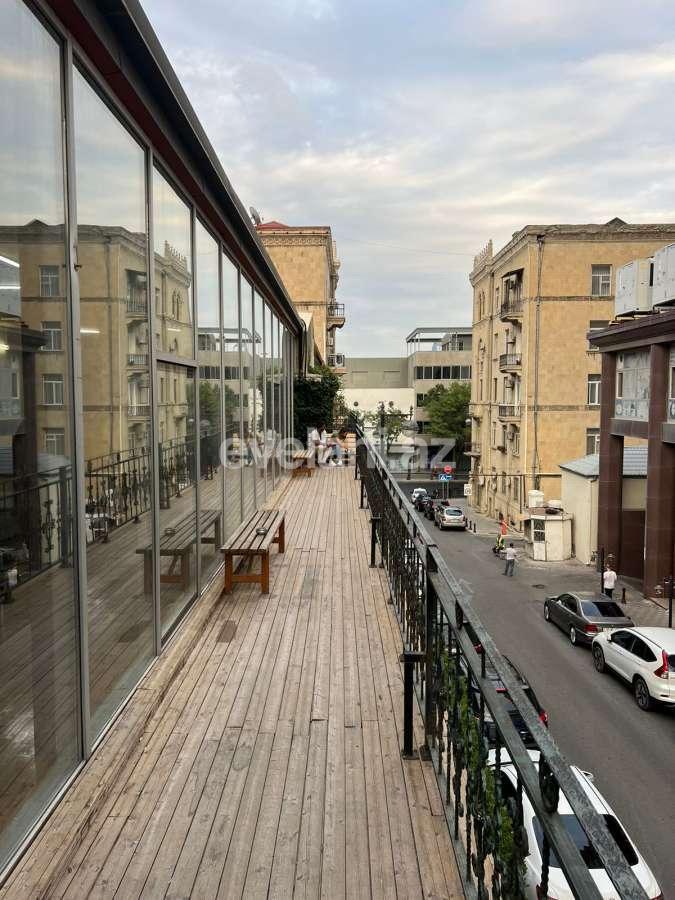 Kirayə verilir, ofis, 1 otaqlı, 107 m², Bakı, Səbail r, İçəri Şəhər m.