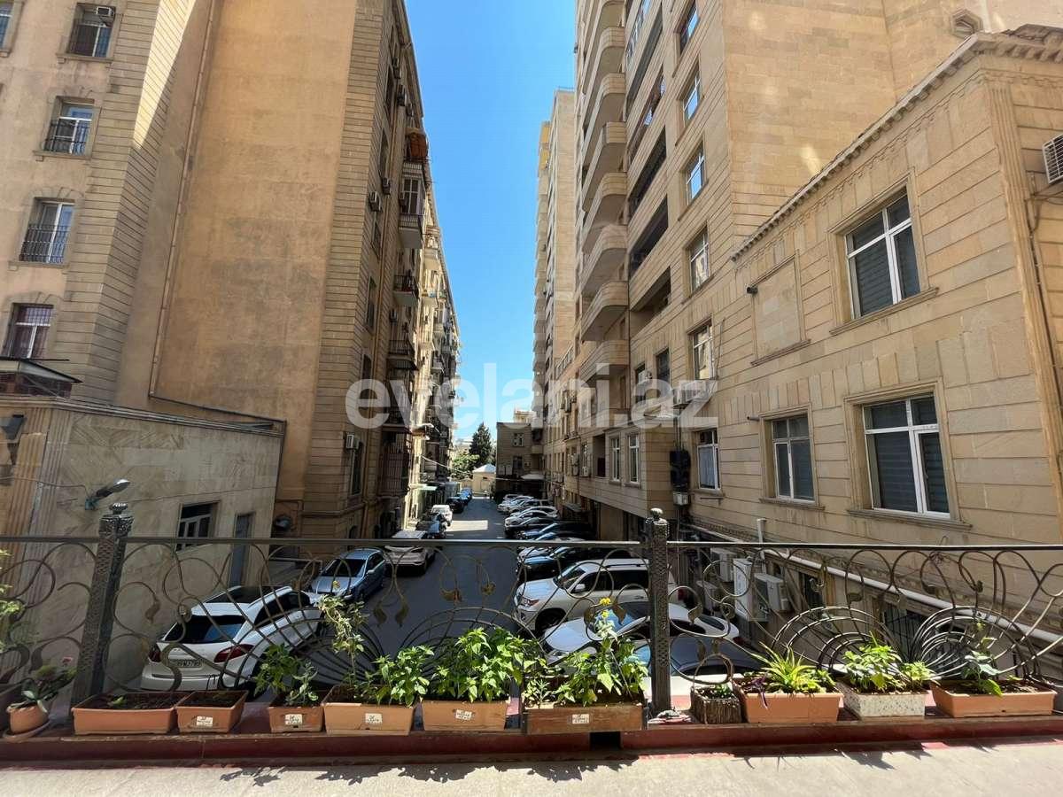 Satılır, yeni tikili, 3 otaqlı, 140 m², Bakı, Yasamal r, Nizami m.