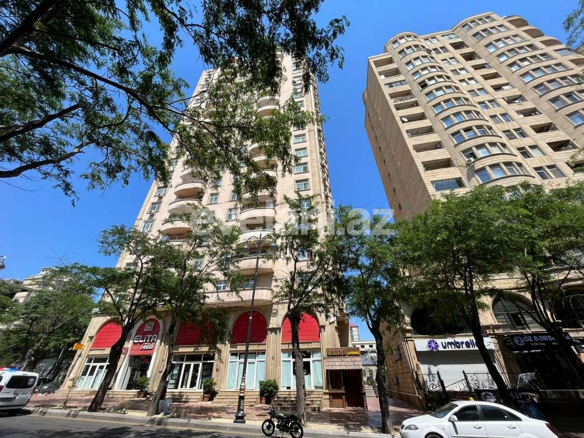 Satılır, yeni tikili, 3 otaqlı, 140 m², Bakı, Yasamal r, Nizami m.