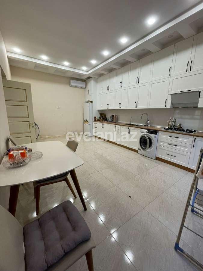 Satılır, həyət evi / bağ, 4 otaqlı, 200 m², Bakı, Səbail r, Badamdar q.