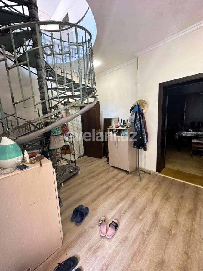 Satılır, həyət evi / bağ, 6 otaqlı, 200 m², Bakı, Səbail r, Badamdar q.