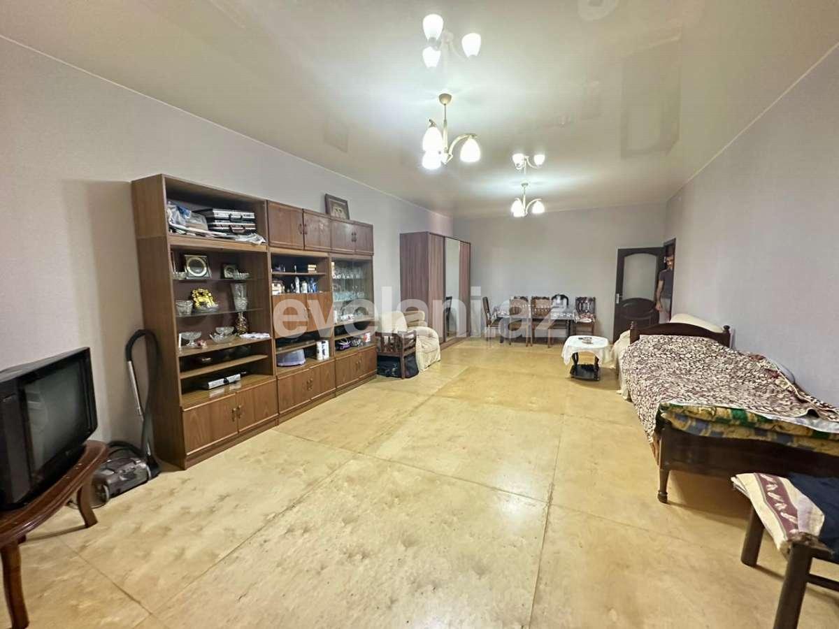 Satılır, həyət evi / bağ, 6 otaqlı, 200 m², Bakı, Səbail r, Badamdar q.