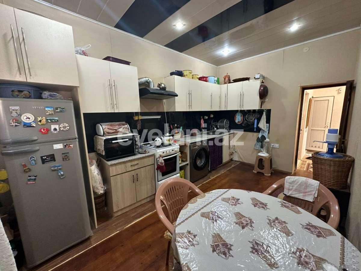 Satılır, həyət evi / bağ, 6 otaqlı, 200 m², Bakı, Səbail r, Badamdar q.