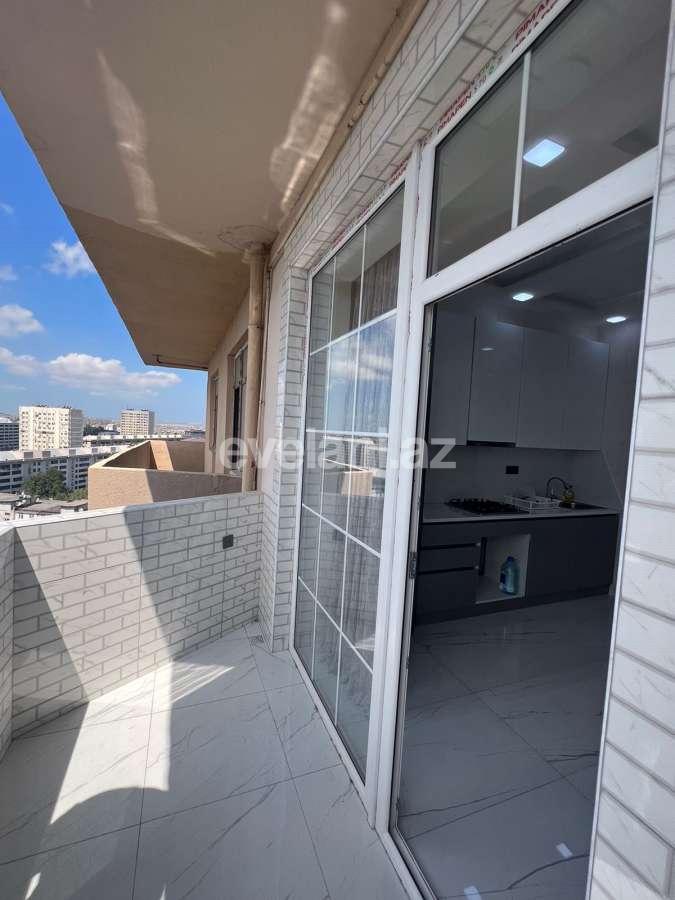 Kirayə verilir, yeni tikili, 3 otaqlı, 95 m², Bakı, Binəqədi r, 8-ci mikrorayon q, Azadlıq prospekti m.