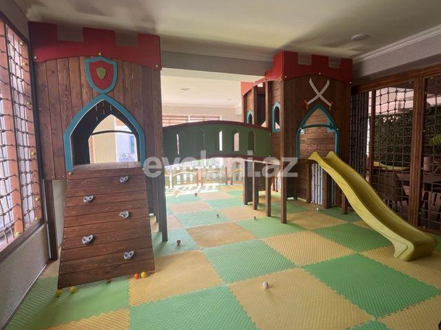 Kirayə verilir, ofis, 6 otaqlı, 300 m², Bakı, Xətai r, Həzi Aslanov m.