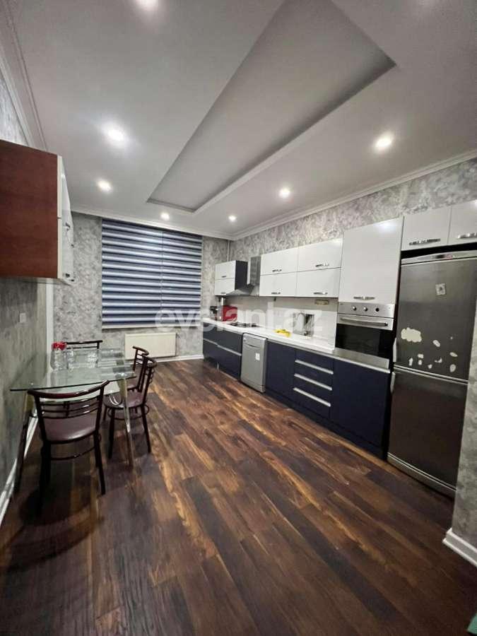 Сдаётся, новостройка, 3-комнаты, 160 m², Баку, Ясамальский r, Элмляр Академиясы m.