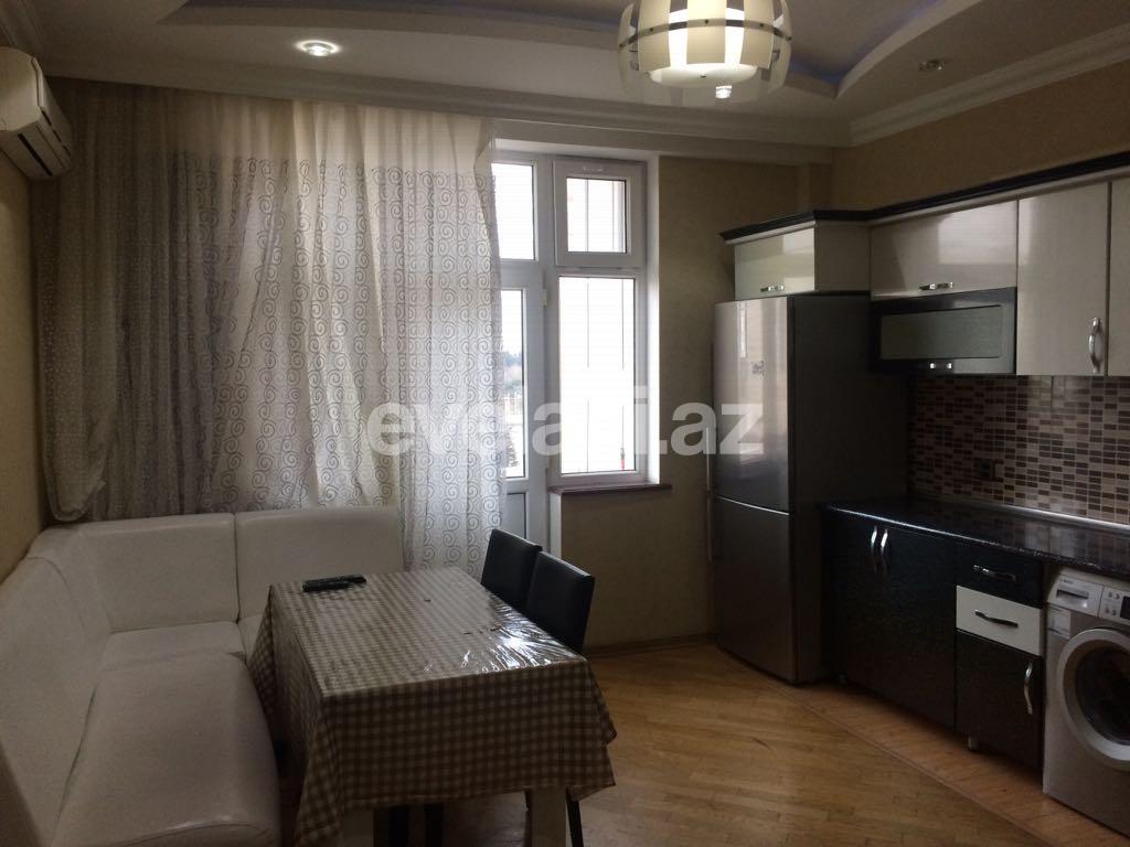 Kirayə verilir, yeni tikili, 2 otaqlı, 90 m², Bakı, Xətai r.