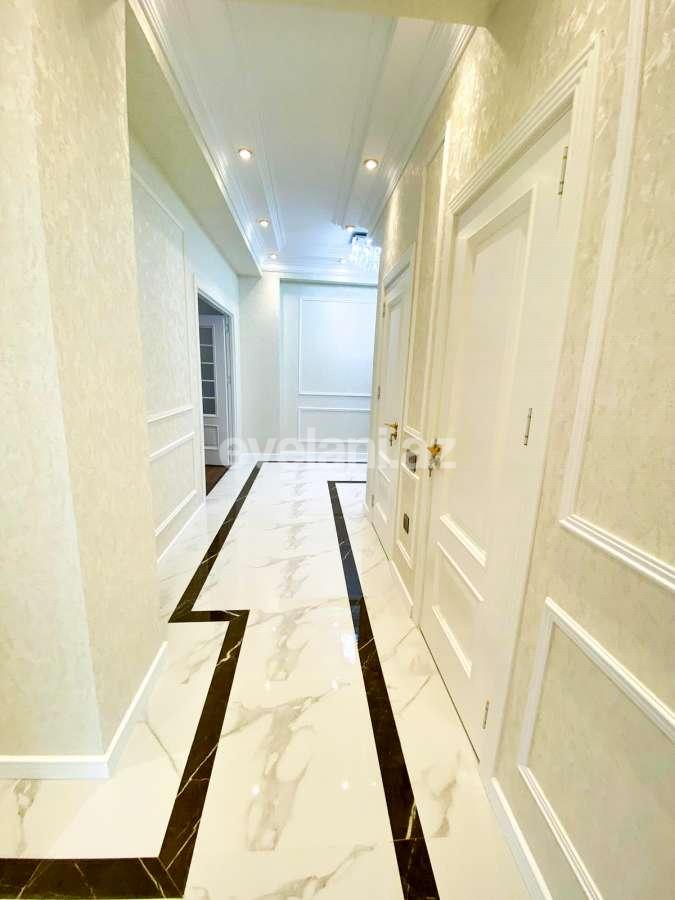 Satılır, yeni tikili, 3 otaqlı, 124 m², Bakı, Nizami r, Qara Qarayev m.