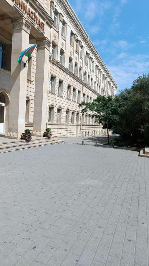 Sale, old building, 2 room, 50 m², Baku, Yasamal r, Elmlar Akademiyası m.