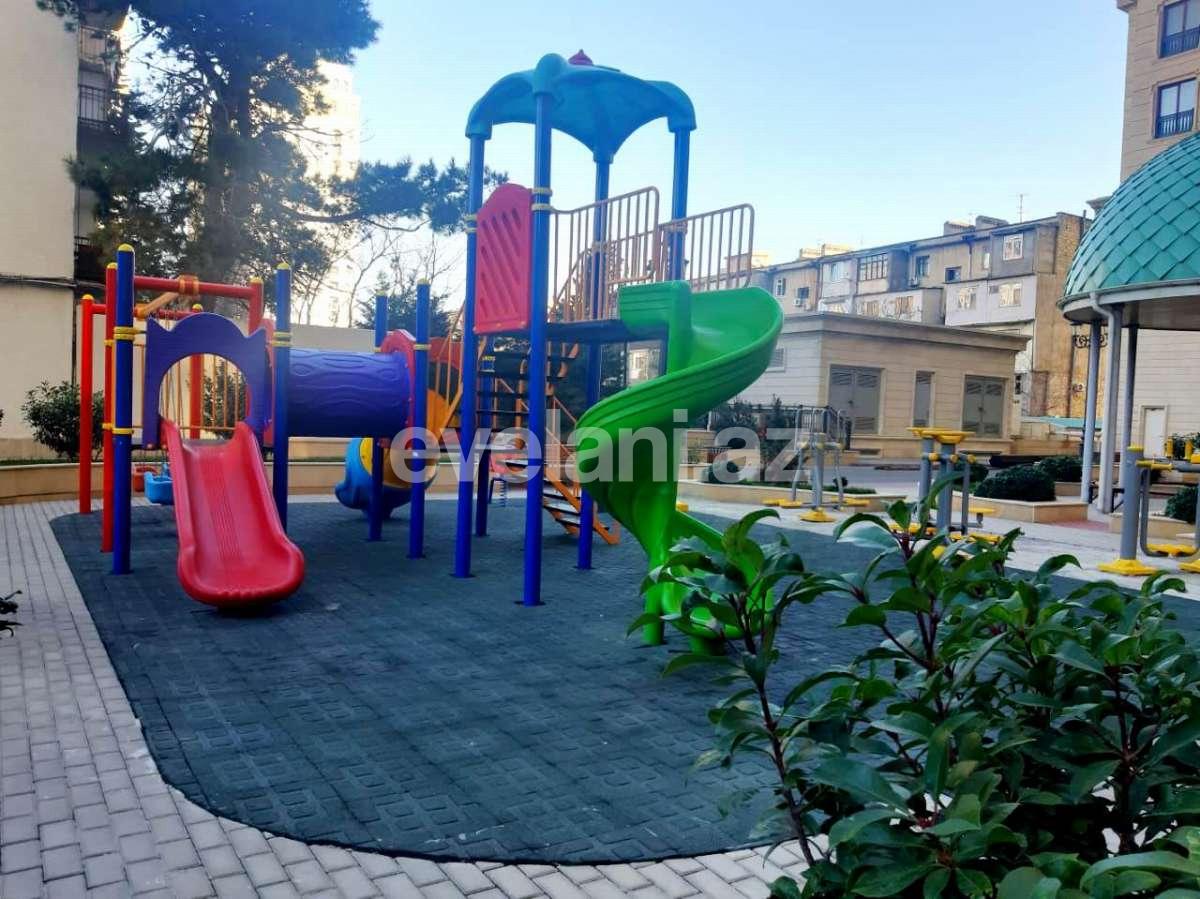 Продаётся, новостройка, 3-комнаты, 132 m², Баку, Ясамальский r, Элмляр Академиясы m.