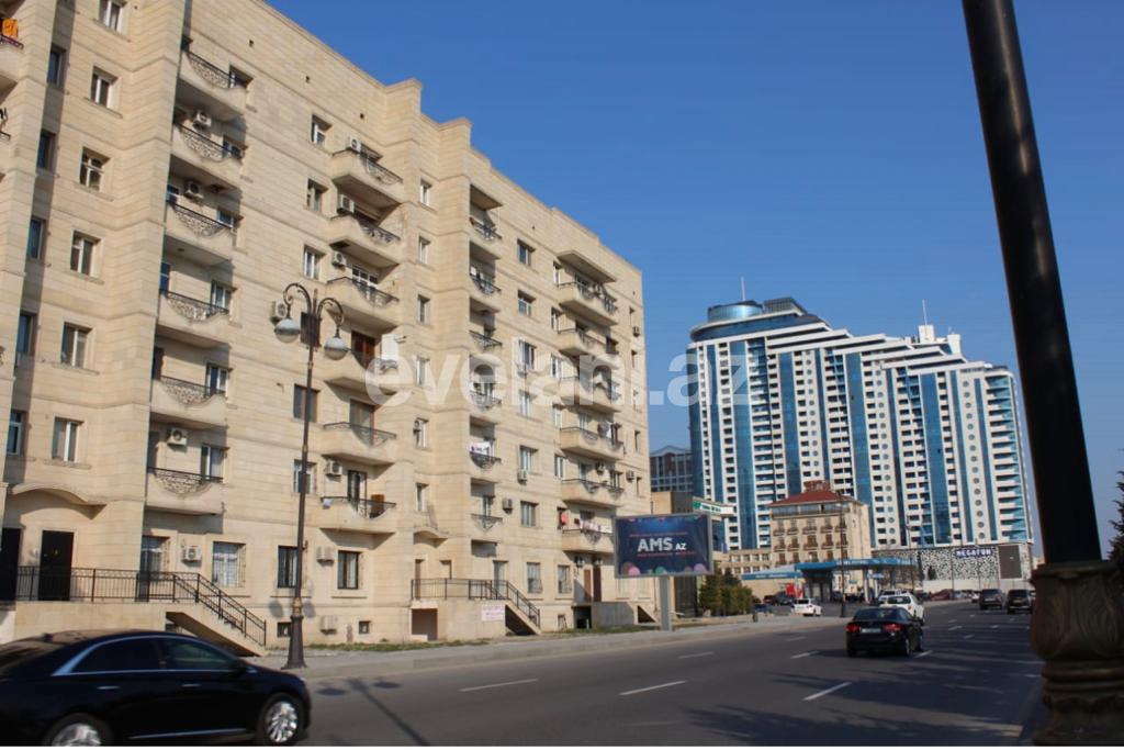 Rent, old building, 3 room, 85 m², Baku, Khatai r, Shah Ismail Khatai m.