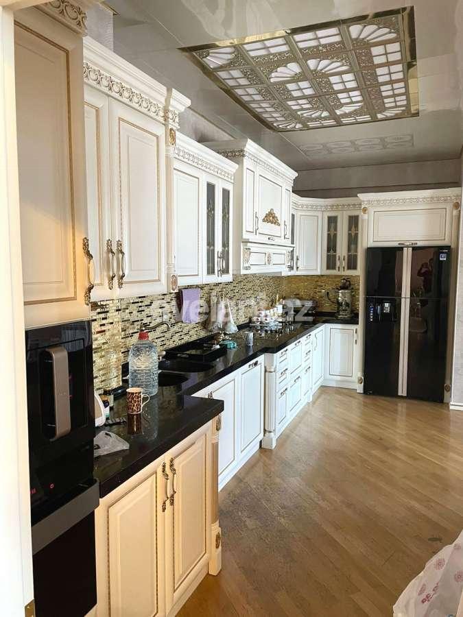 Satılır, yeni tikili, 4 otaqlı, 185 m², Bakı, Yasamal r, Yasamal q, İnşaatçılar m.