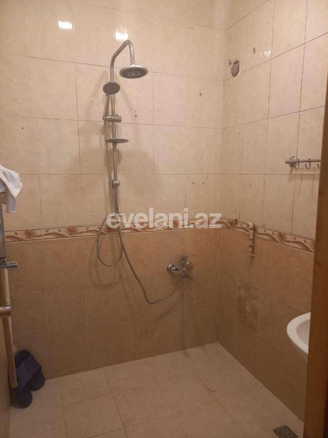 Kirayə verilir, köhnə tikili, 3 otaqlı, 70 m², Bakı, Nəsimi r, 3-cü mikrorayon q, Memar Əcəmi m.