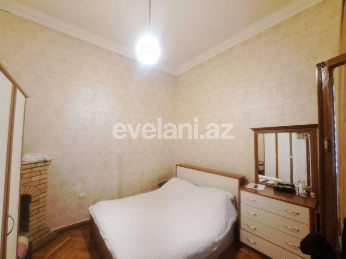 Satılır, köhnə tikili, 4 otaqlı, 100 m², Bakı, Səbail r, İçəri Şəhər m.