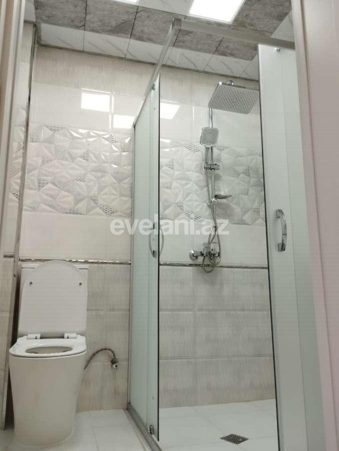 Satılır, köhnə tikili, 3 otaqlı, 80 m², Bakı, Nizami r, Xalqlar Dostluğu m.