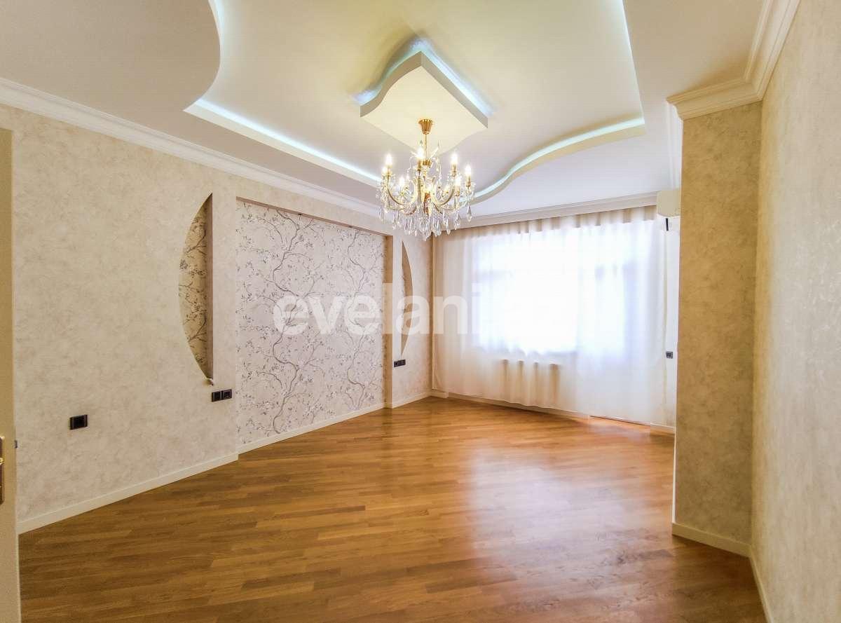 Satılır, yeni tikili, 3 otaqlı, 120 m², Bakı, Nizami r, Qara Qarayev m.