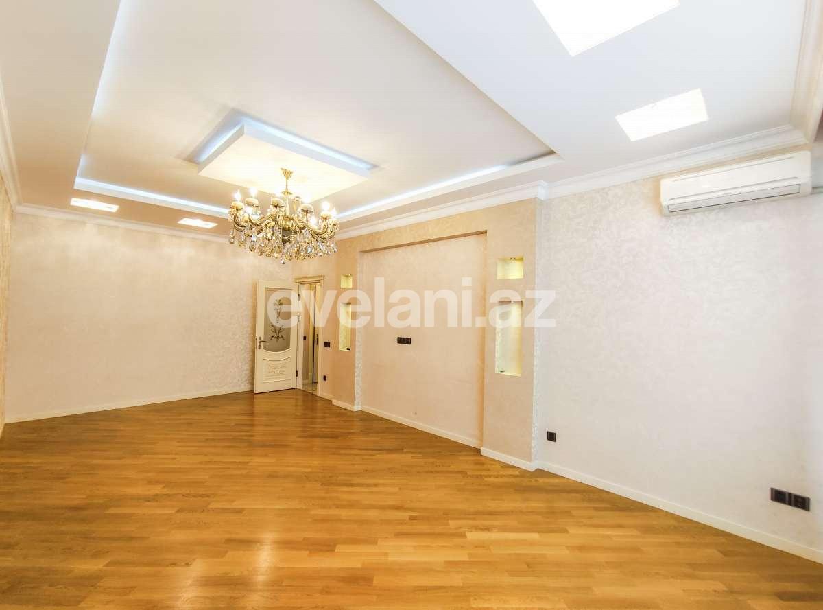 Satılır, yeni tikili, 3 otaqlı, 120 m², Bakı, Nizami r, Qara Qarayev m.