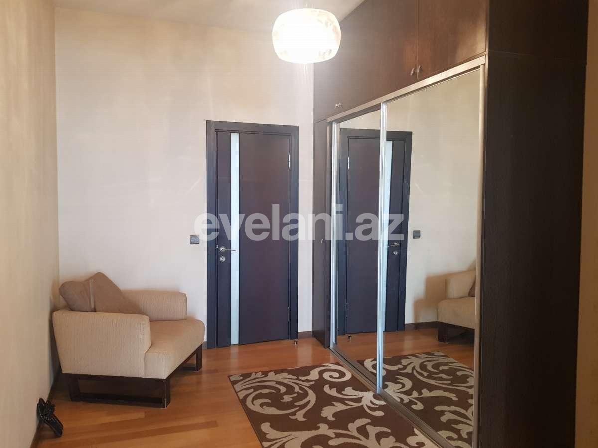 Satılır, köhnə tikili, 5 otaqlı, 200 m², Bakı, Nizami r.