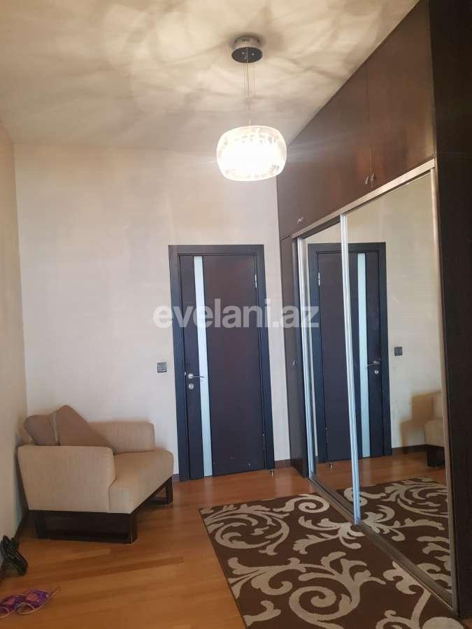 Satılır, köhnə tikili, 5 otaqlı, 200 m², Bakı, Nizami r.