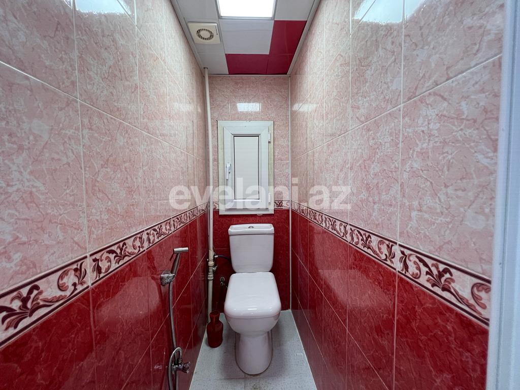 Satılır, köhnə tikili, 3 otaqlı, 80 m², Bakı, Suraxanı r, Yeni Günəşli q, Xalqlar Dostluğu m.