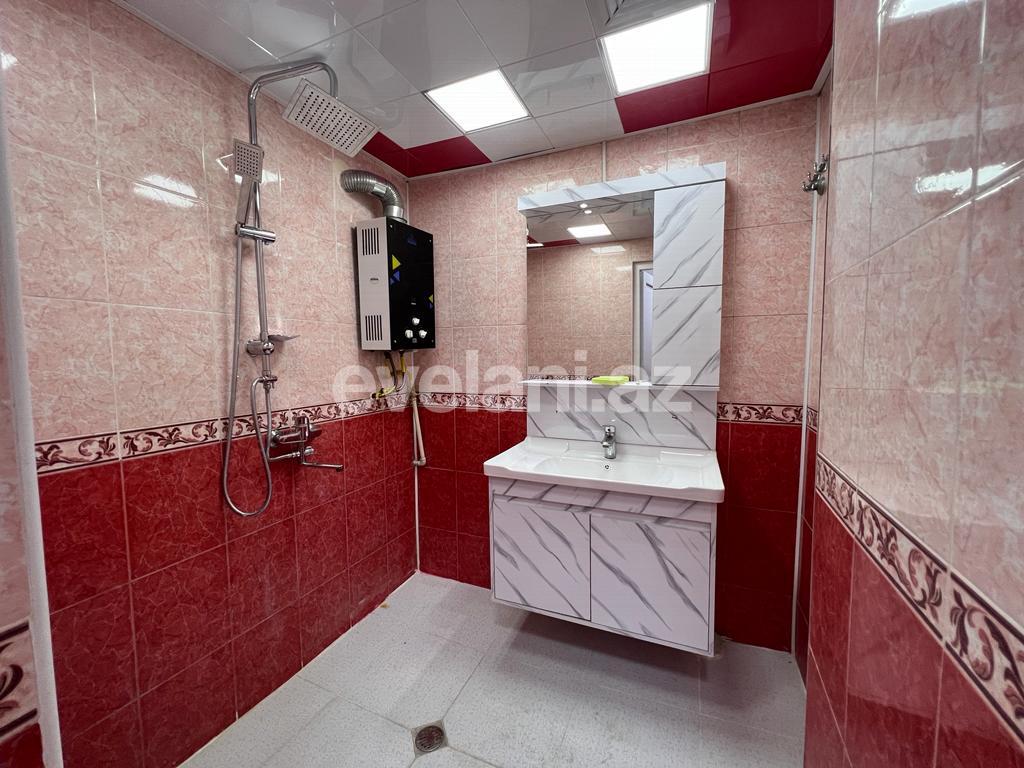 Satılır, köhnə tikili, 3 otaqlı, 80 m², Bakı, Suraxanı r, Yeni Günəşli q, Xalqlar Dostluğu m.