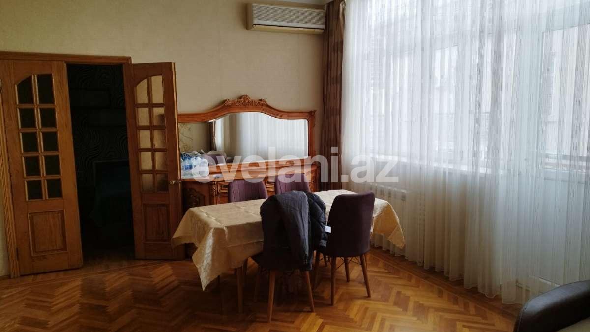 Kirayə verilir, köhnə tikili, 3 otaqlı, 75 m², Bakı, Səbail r, Sahil m.