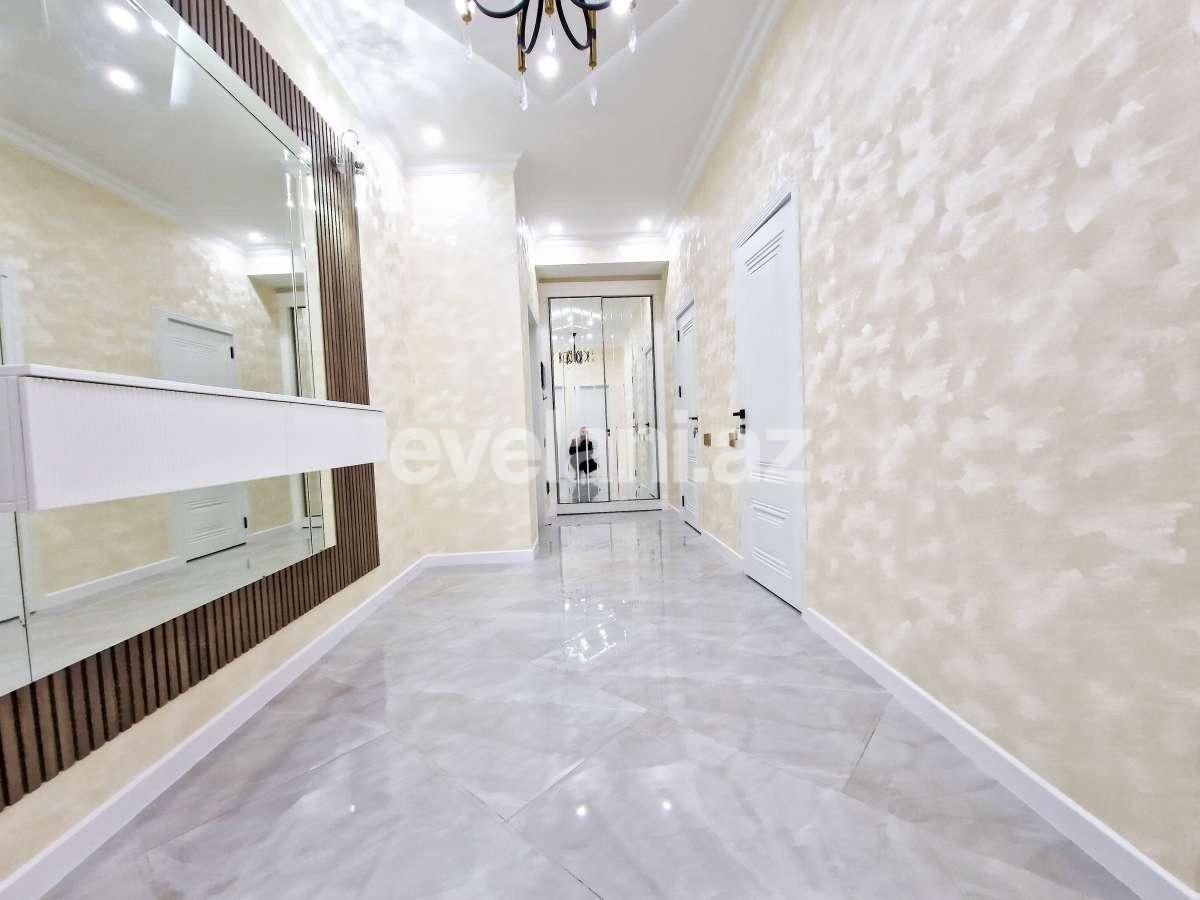 Satılır, yeni tikili, 3 otaqlı, 110 m², Bakı, Nizami r, Qara Qarayev m.