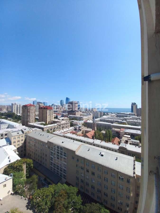 Satılır, yeni tikili, 4 otaqlı, 196 m², Bakı, Səbail r.