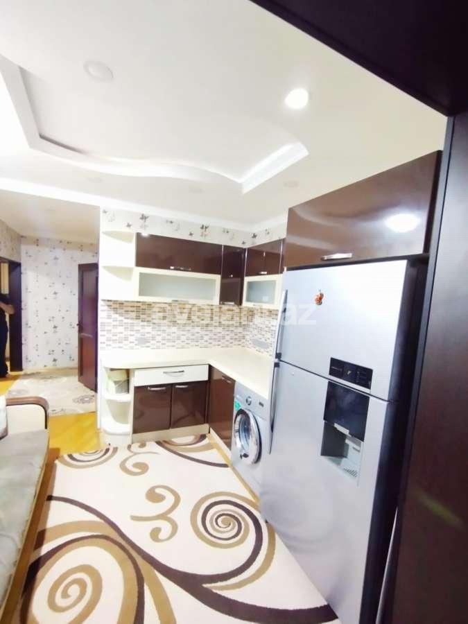 Rent, old building, 3 room, 80 m², Baku, Khatai r, Hazi Aslanov m.