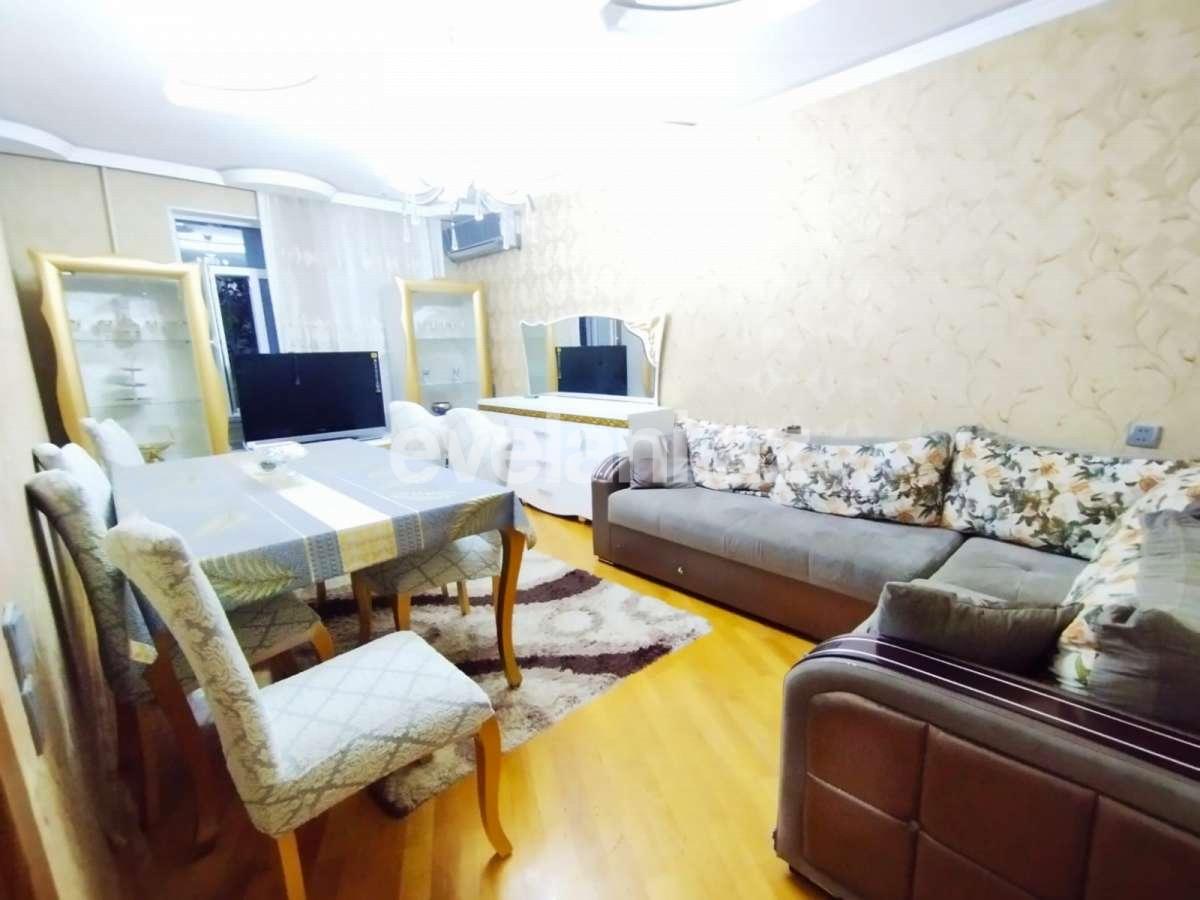 Rent, old building, 3 room, 80 m², Baku, Khatai r, Hazi Aslanov m.