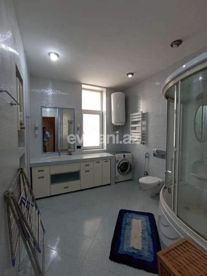 Kirayə verilir, köhnə tikili, 3 otaqlı, 90 m², Bakı, Səbail r, İçəri Şəhər m.