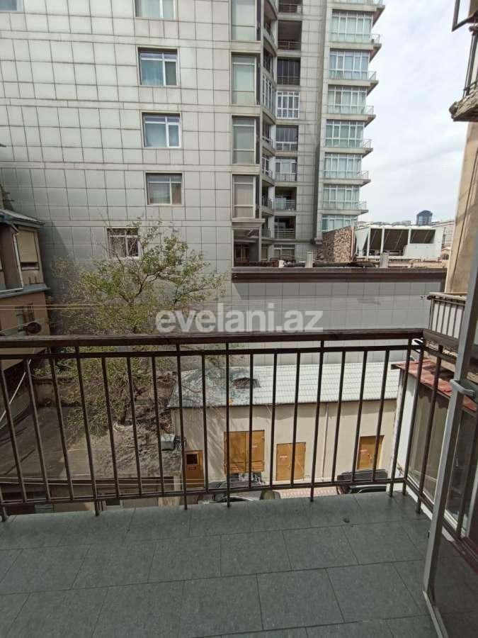Kirayə verilir, köhnə tikili, 3 otaqlı, 90 m², Bakı, Səbail r, İçəri Şəhər m.