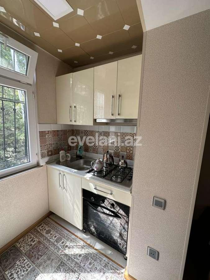 Сдаётся, вторичка, 2-комнаты, 40 m², Баку, Ясамальский r, Ясамал p, Элмляр Академиясы m.