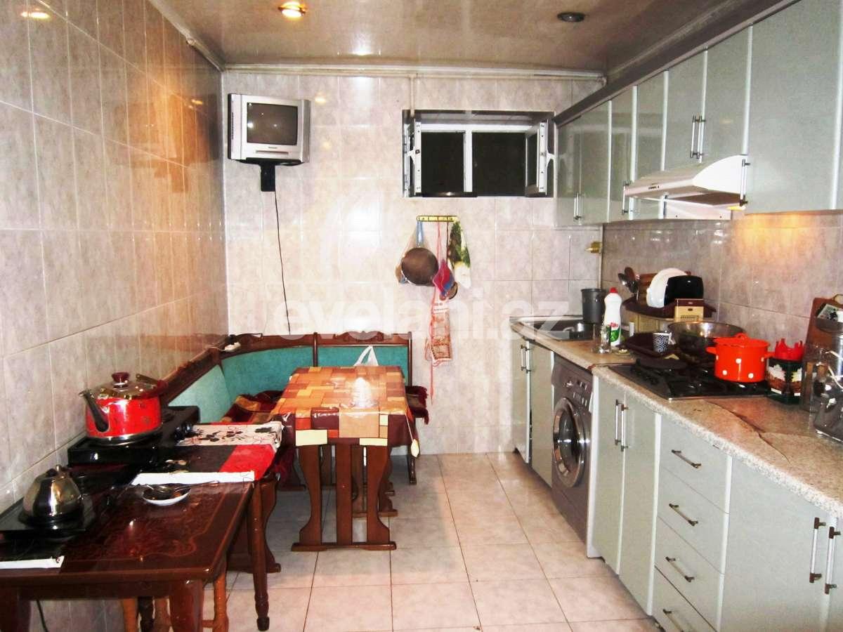 Satılır, köhnə tikili, 3 otaqlı, 130 m², Bakı, Sabunçu r, Bakıxanov q.
