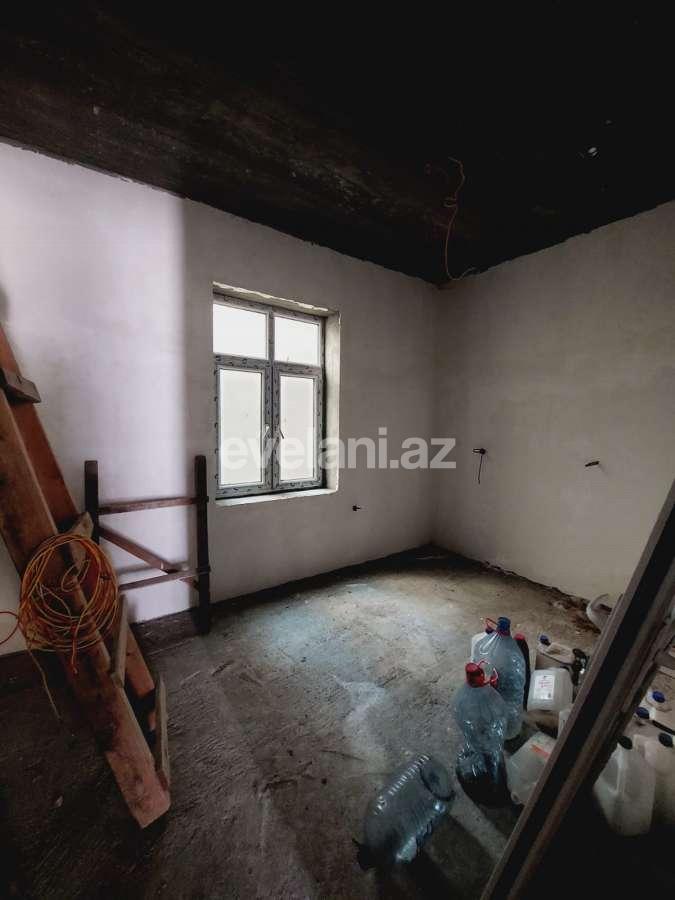 Satılır, həyət evi / bağ, 4 otaqlı, 200 m², Bakı, Sabunçu r, Bakıxanov q, Neftçilər m.