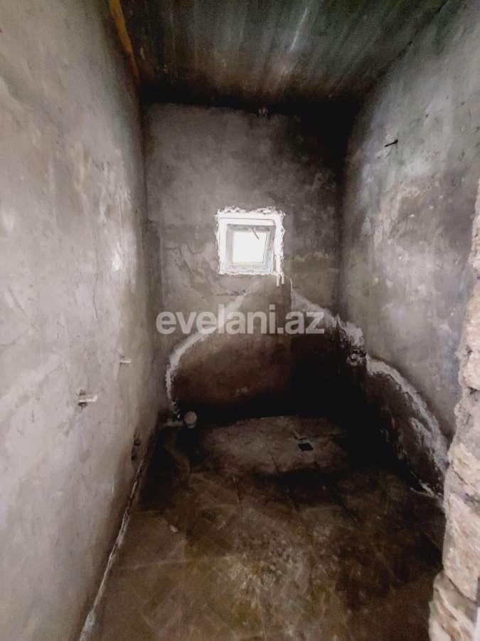 Satılır, həyət evi / bağ, 4 otaqlı, 200 m², Bakı, Sabunçu r, Bakıxanov q, Neftçilər m.