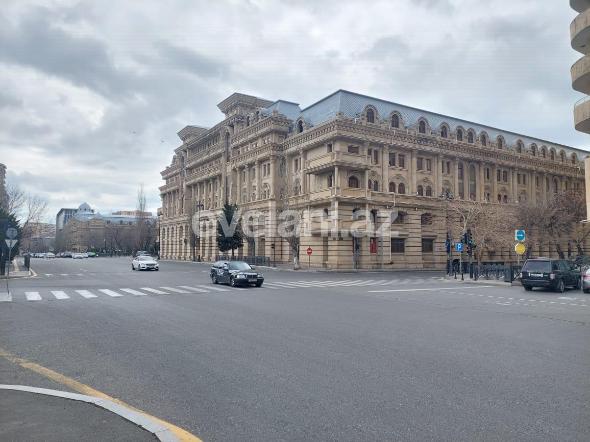 Kirayə verilir, ofis, 9 otaqlı, 220 m², Bakı, Nəsimi r, Gənclik m.