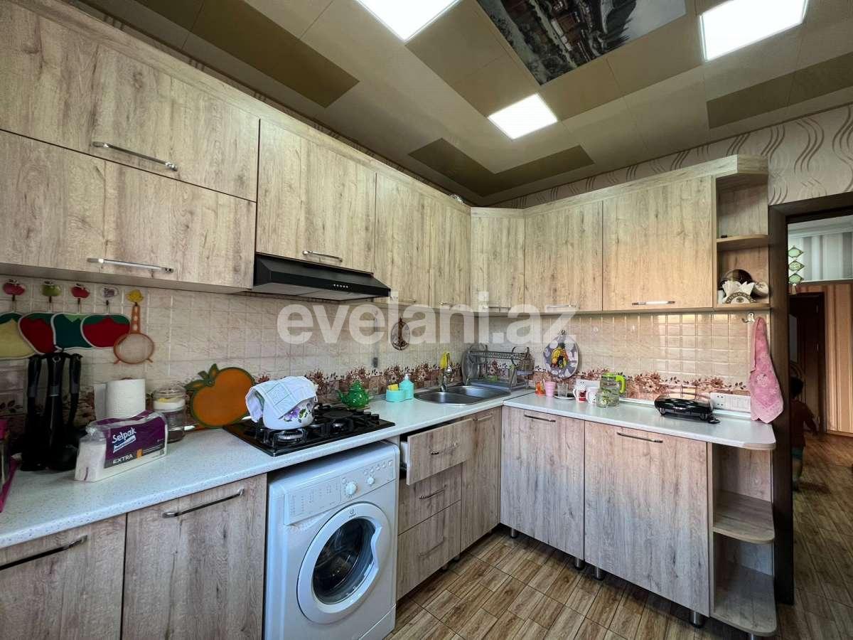 Продаётся, вторичка, 4-комнаты, 110000 m², Баку, Сабаильский r, Бадамдар p.