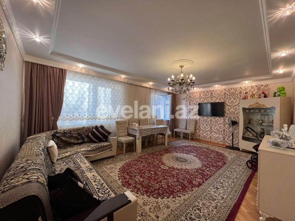 Продаётся, вторичка, 4-комнаты, 110000 m², Баку, Сабаильский r, Бадамдар p.