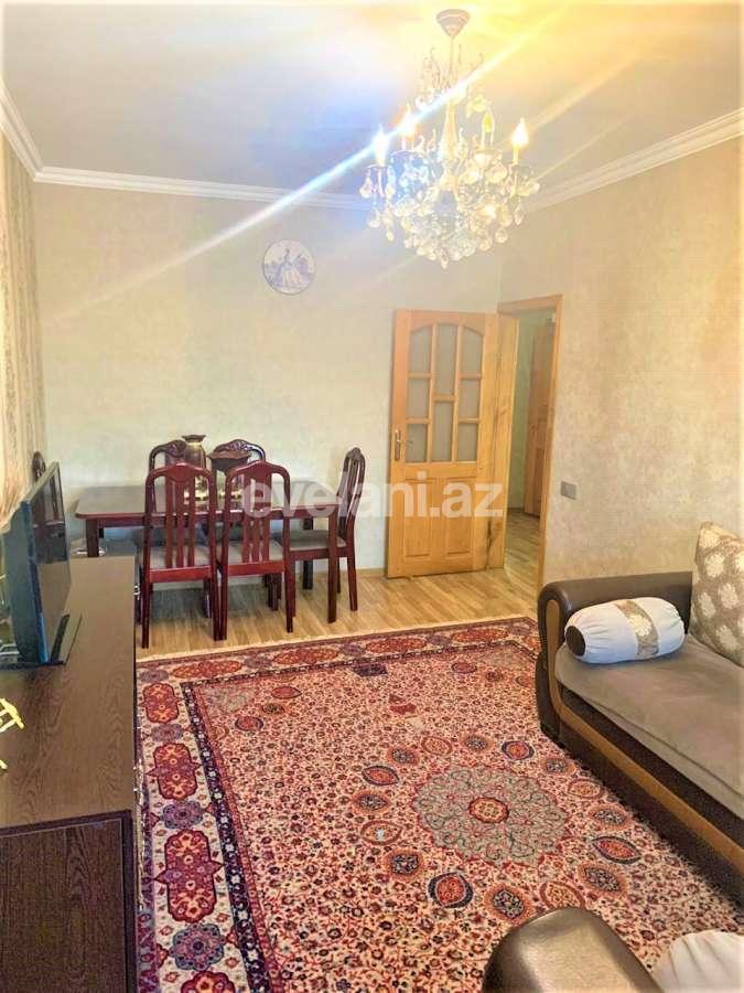 Satılır, köhnə tikili, 2 otaqlı, 60 m², Bakı, Xətai r, Həzi Aslanov m.