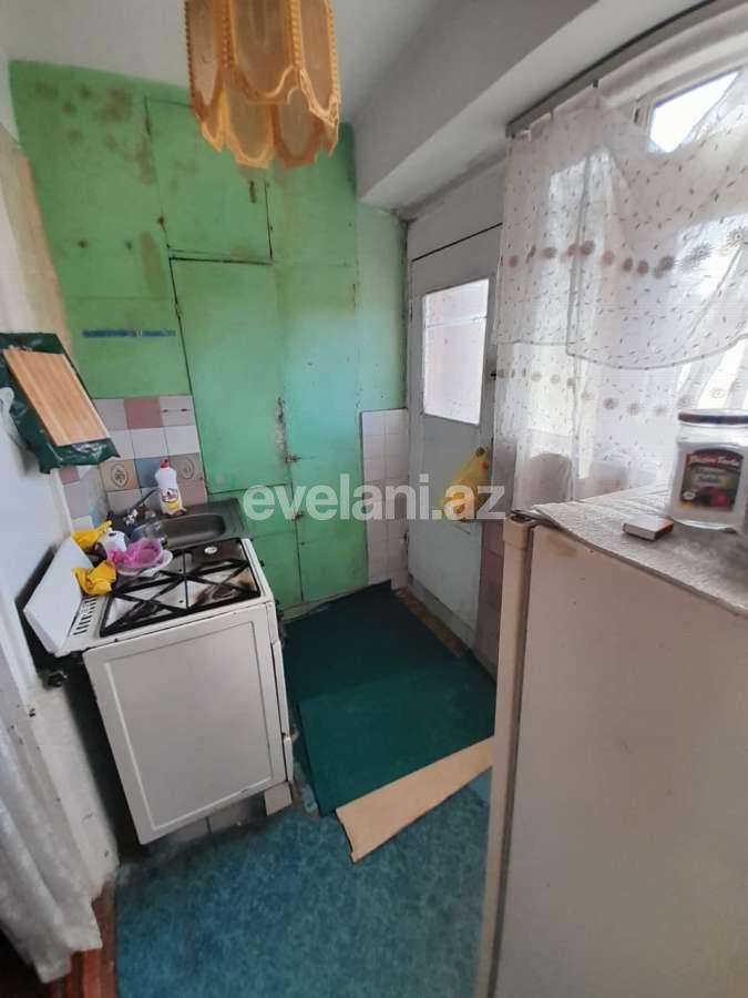 Sale, old building, 2 room, 60 m², Baku, Khatai r, Hazi Aslanov m.