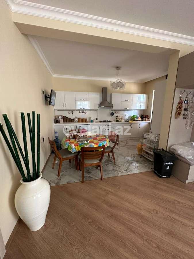 Satılır, həyət evi / bağ, 6 otaqlı, 300 m², Bakı, Suraxanı r, Hövsan q.